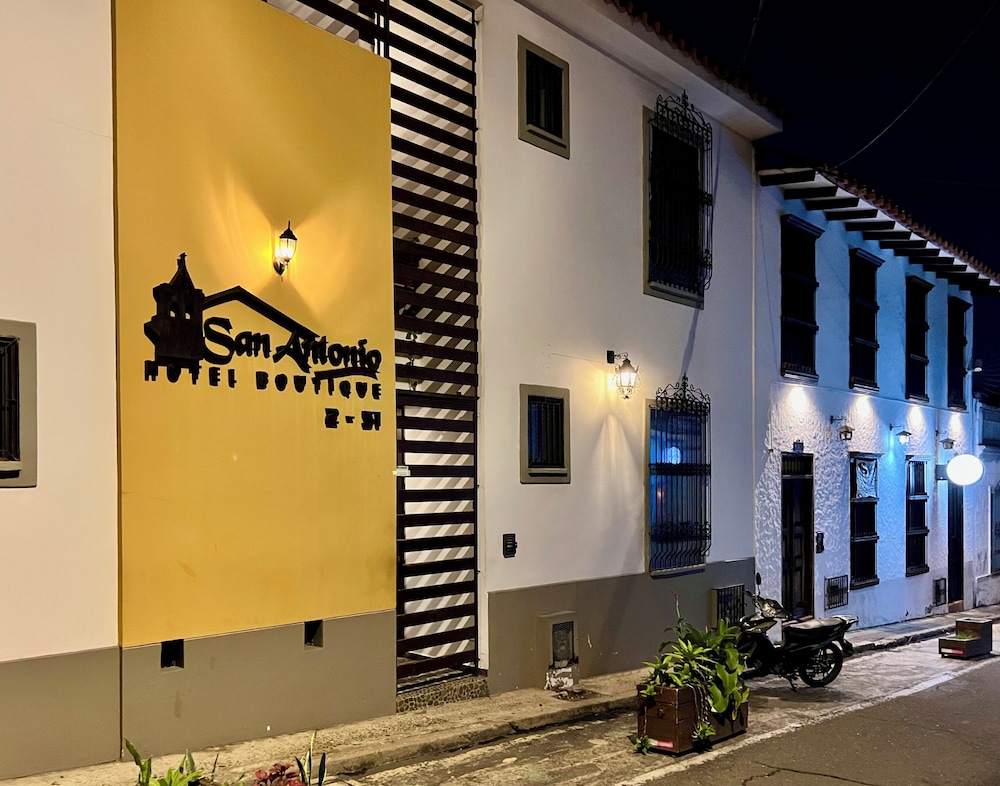 San Antonio Boutique Hotel 3/50