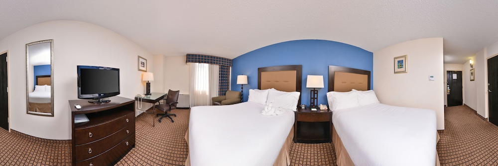 Ramada Plaza by Wyndham Sheridan Hotel and Convention Center 16/50
