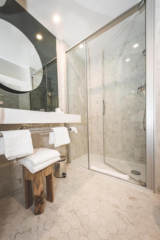 Hotel Bernina Geneve 54/61