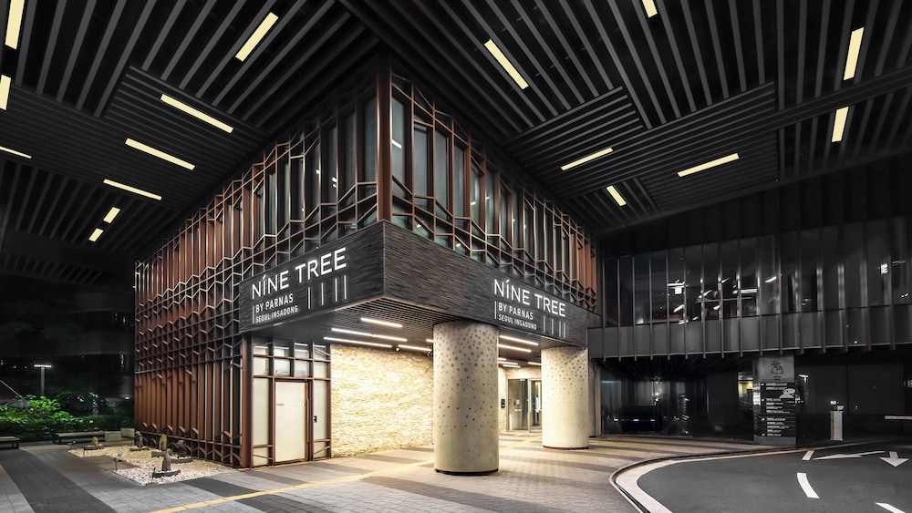 Nine Tree by Parnas Seoul Insadong 64/70