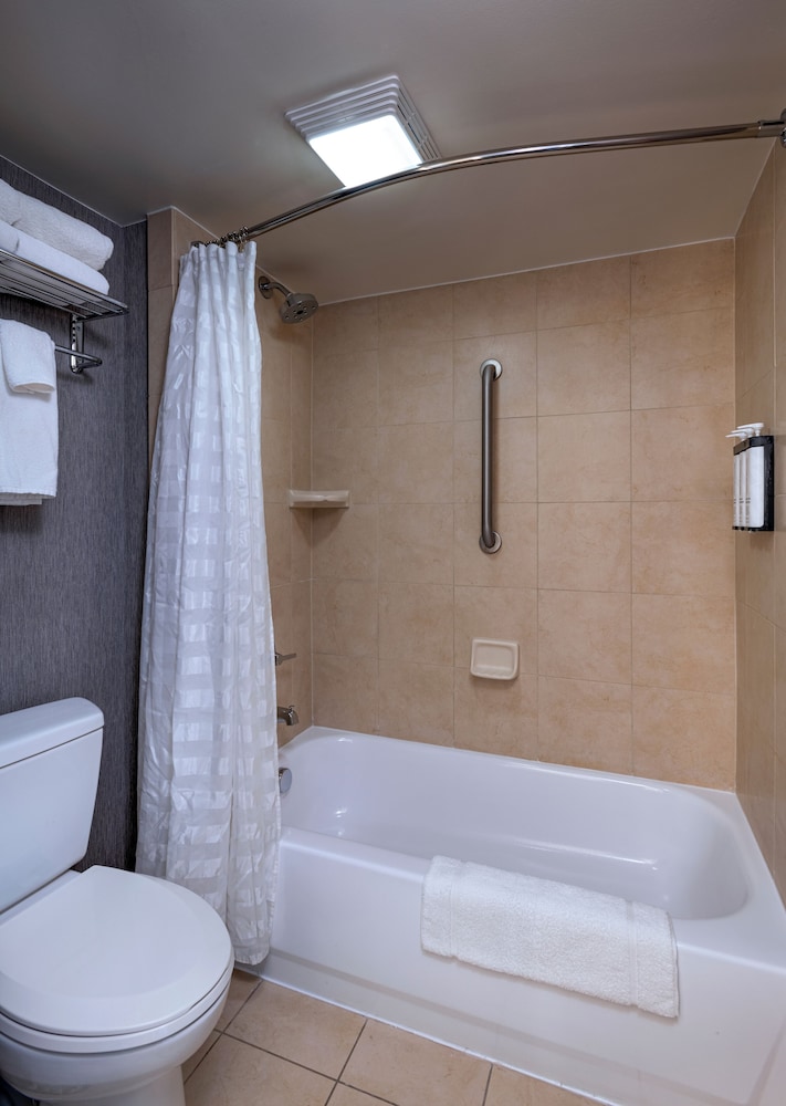 Hyatt Place Austin/Arboretum 69/69