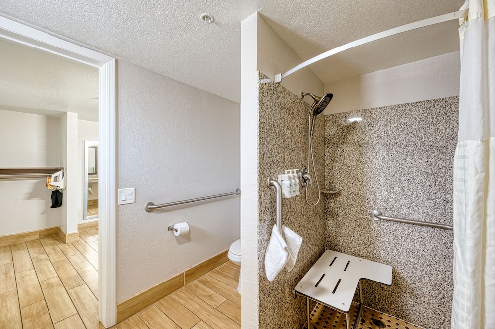 Harbor House Inn 44/50