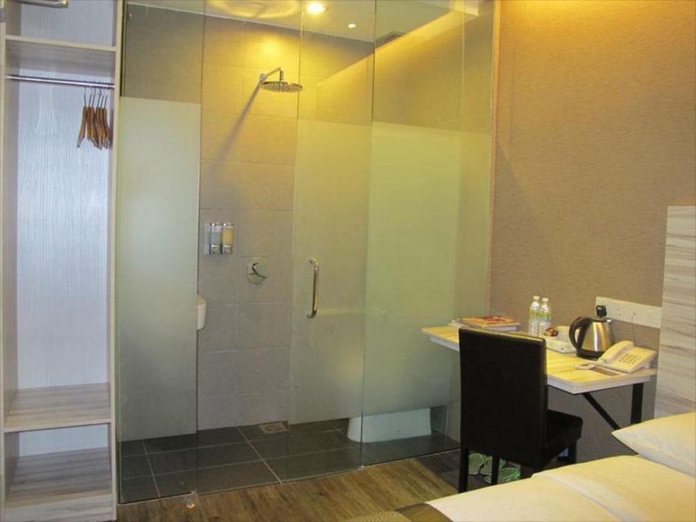 Hotel Austin Paradise Skudai 15/17