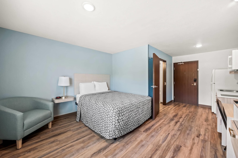 WoodSpring Suites Jackson Hub City 42/63