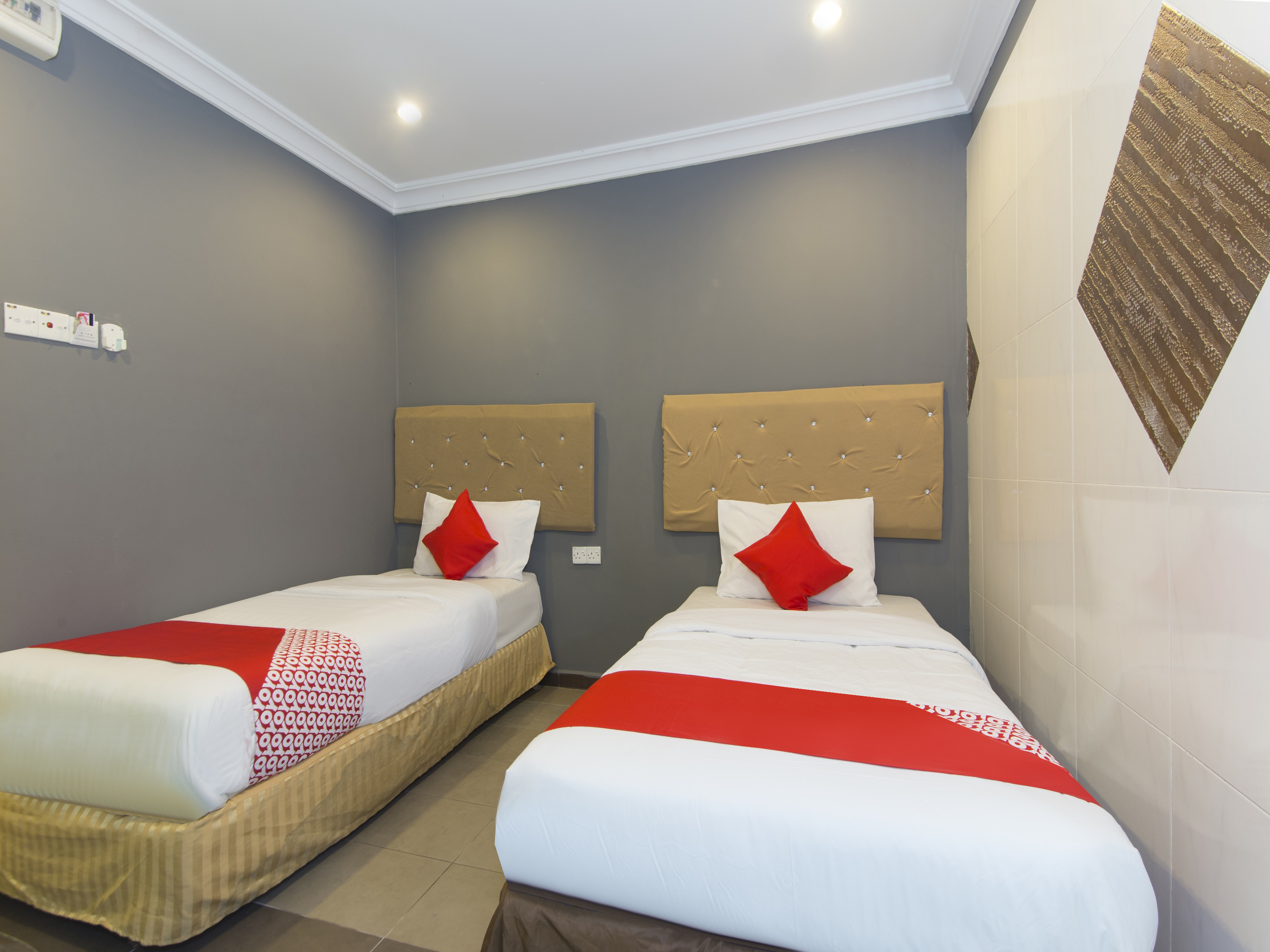 STANDARD, TWIN BEDS