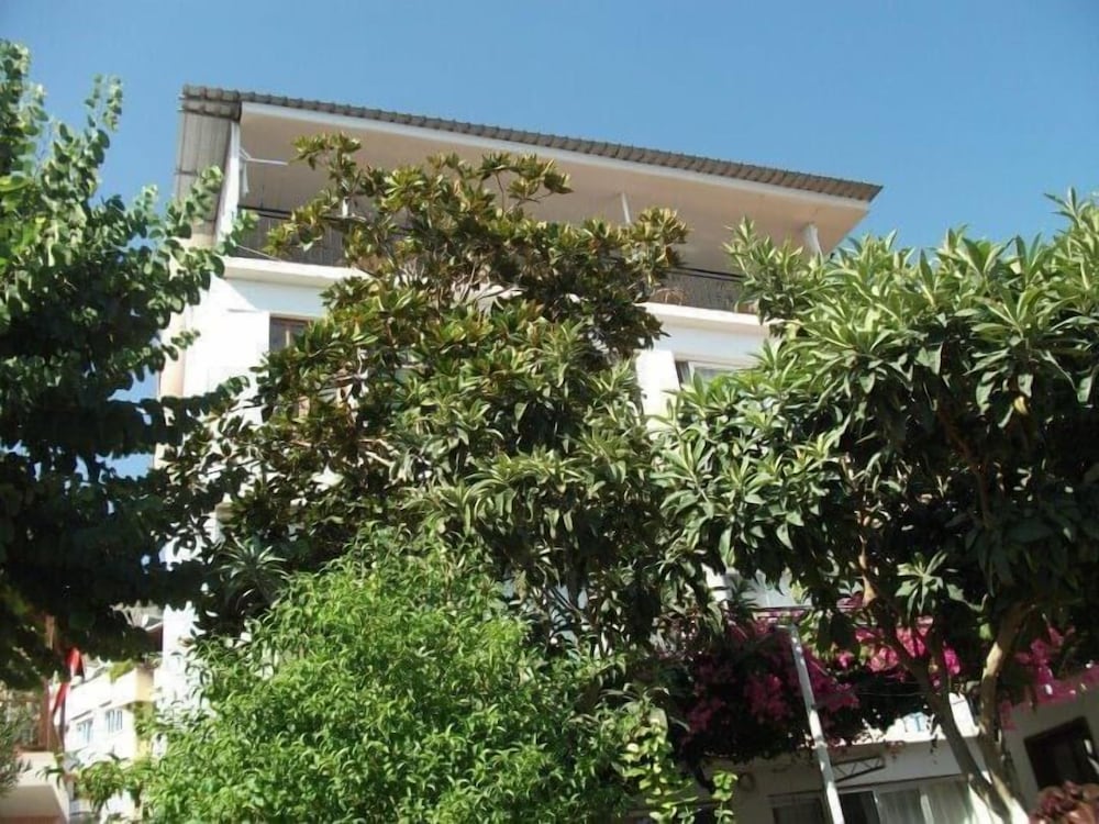 Yali Pansiyon 1/23
