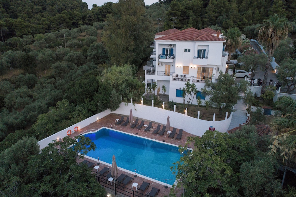 Anamar Skiathos 39/48