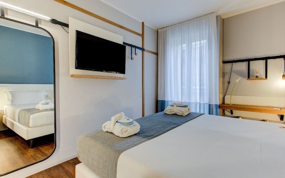 Hotel Polo 5/72