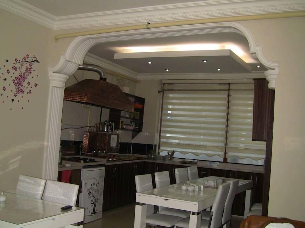 Mevlevi Hotel 34/50