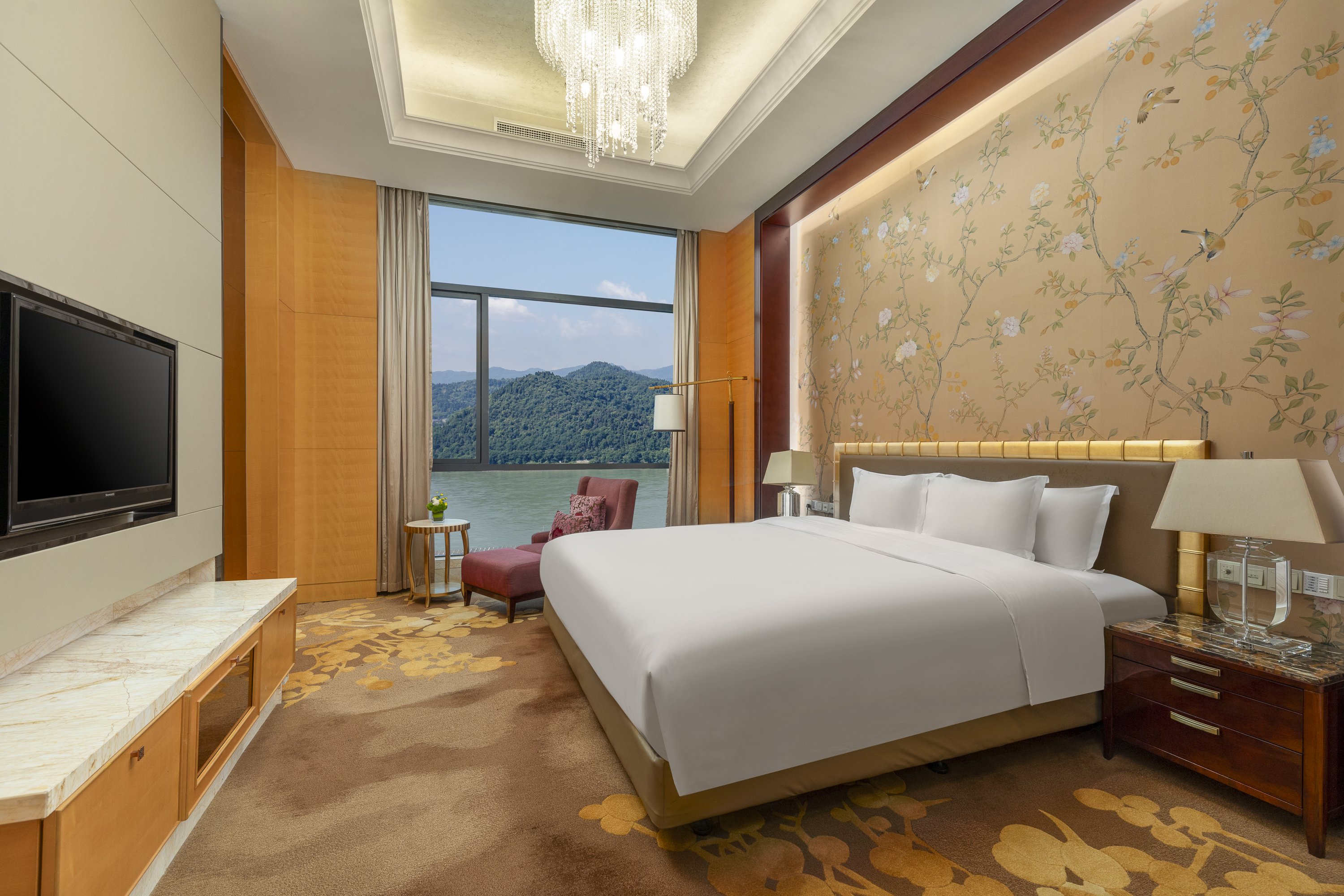 CROWNE PLAZA YICHANG 17/50
