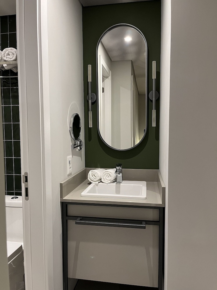 Brava Mundo Boutique Hotel 49/50