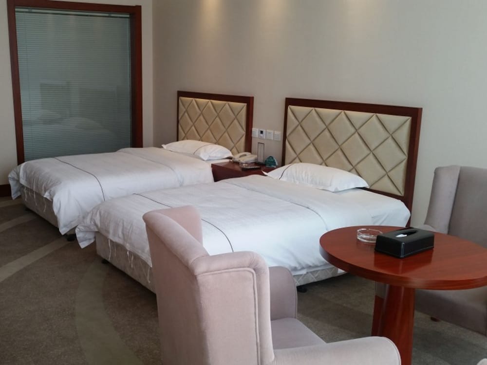 Greentree Inn Xizhou Fanshi County Bus Station Hotel 11/27