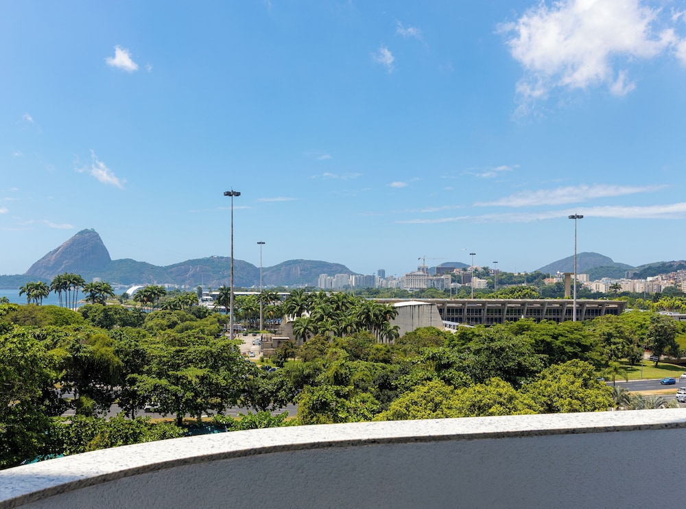 B&B Hotel Santos Dumont 38/41