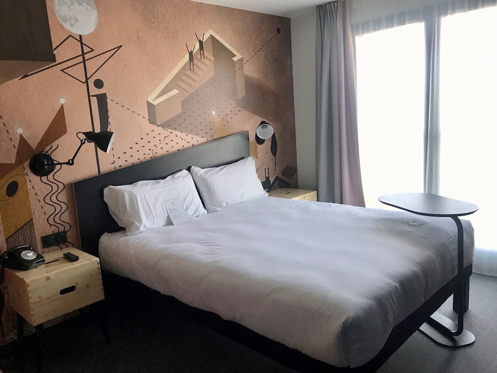 Ibis Styles Dreux Centre Gare 7/50