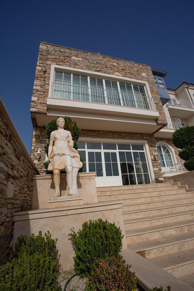 Nea Efessos 4/71