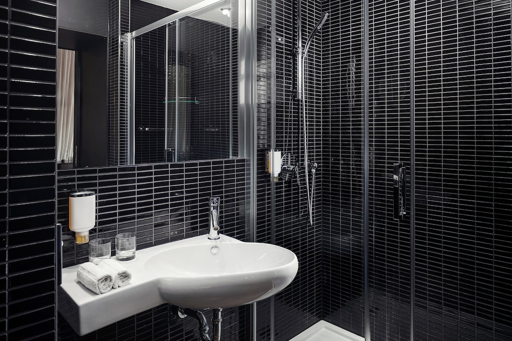 Perla Hotel 52/53