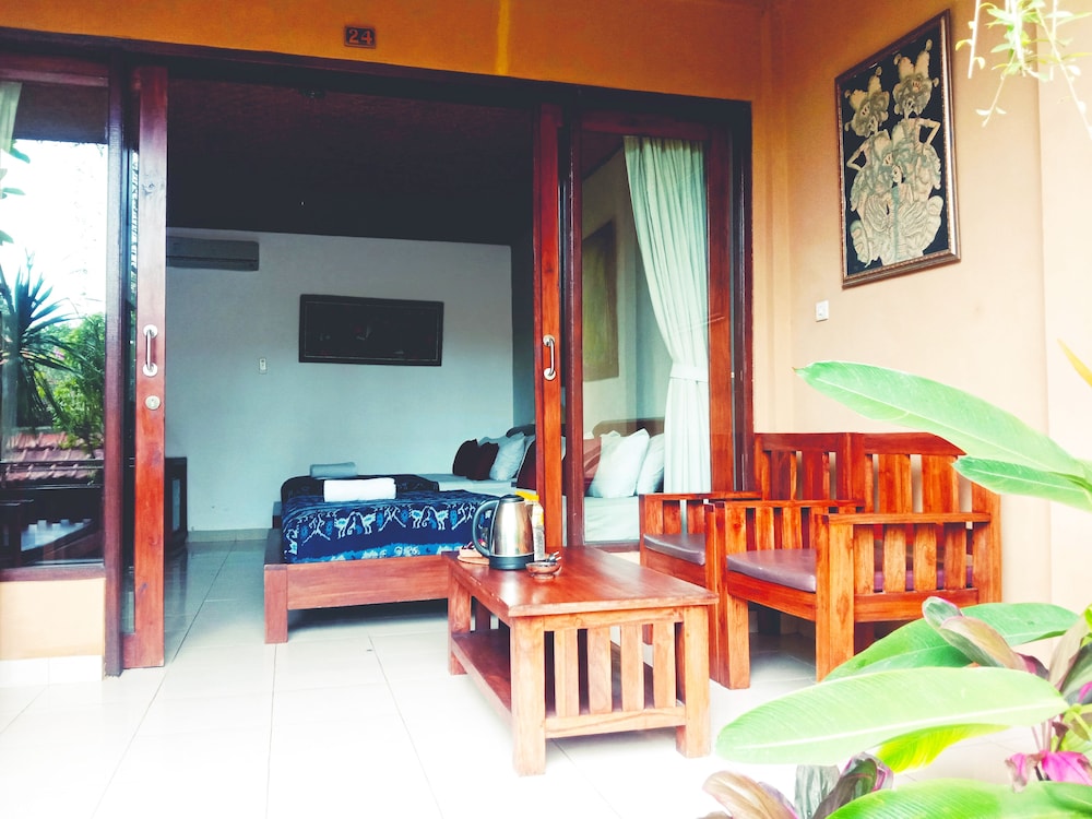 Jati 3 Bungalows 53/71