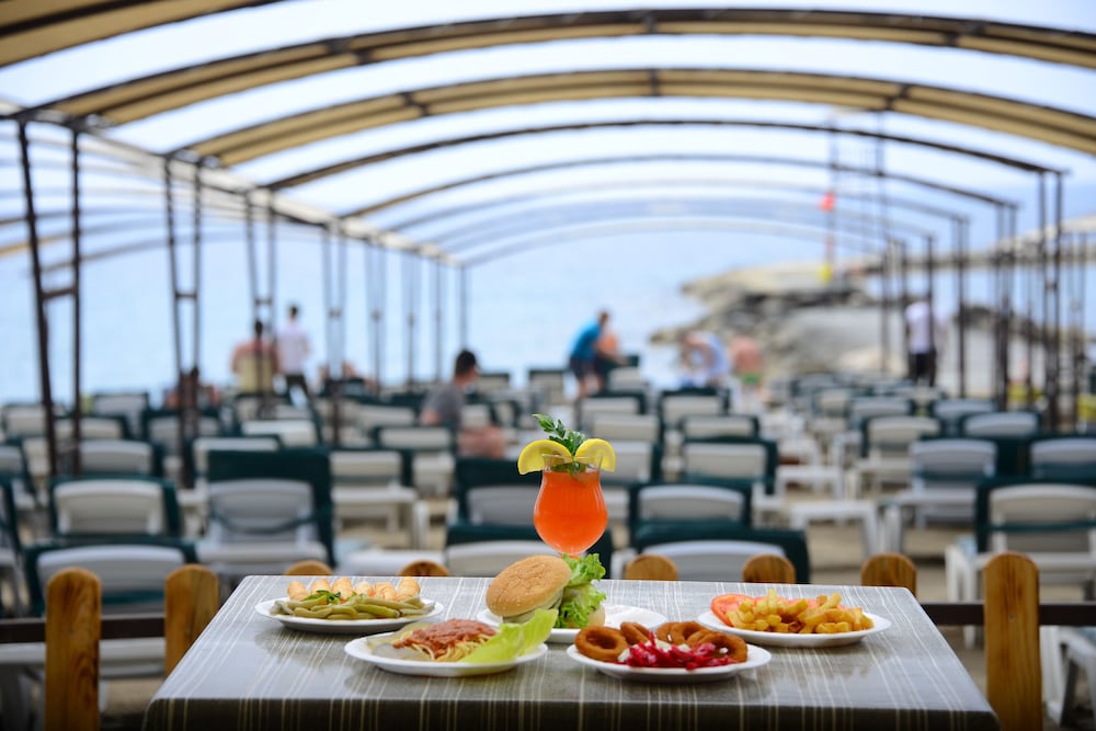 Senza The Inn Resort & Spa 35/50
