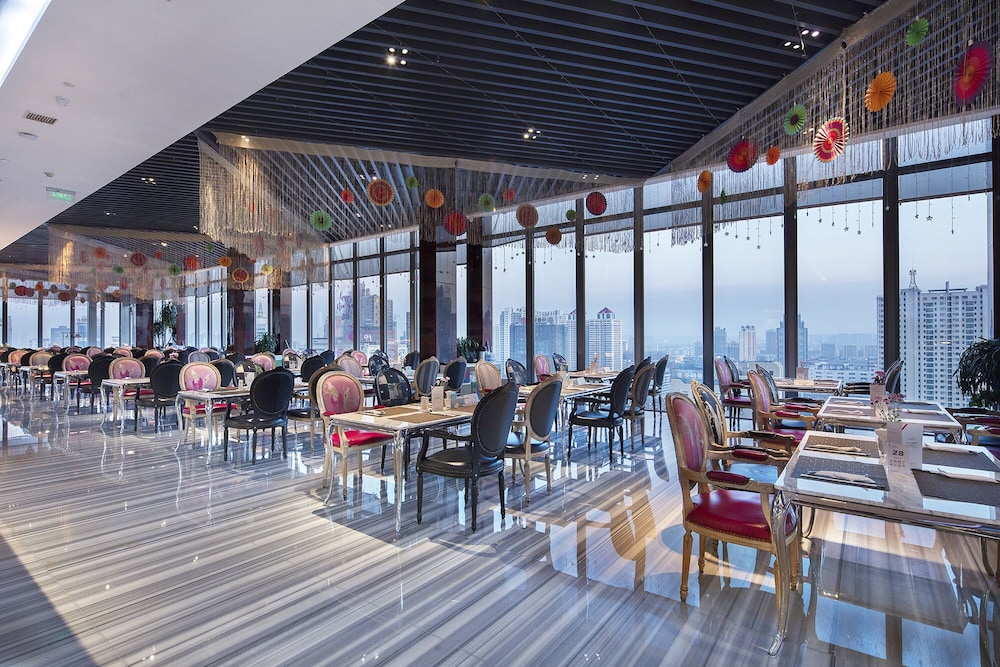 Luoyang Christian's Hotel 37/50