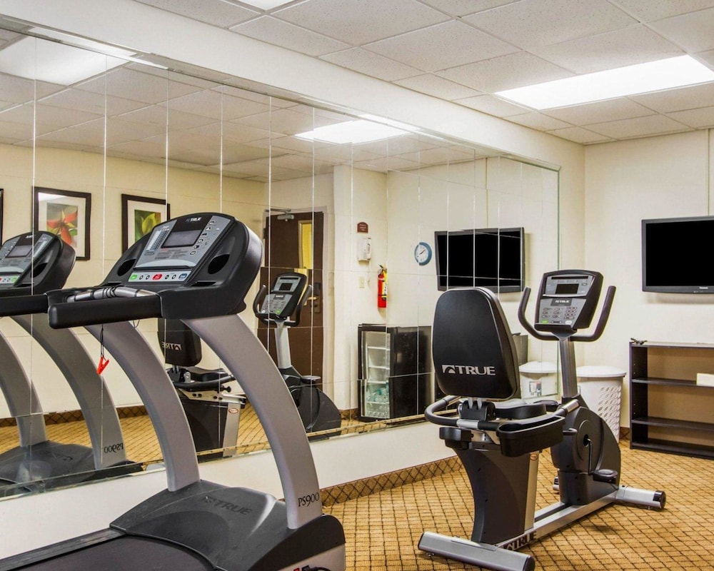 Quality Inn Clarksville 28/47