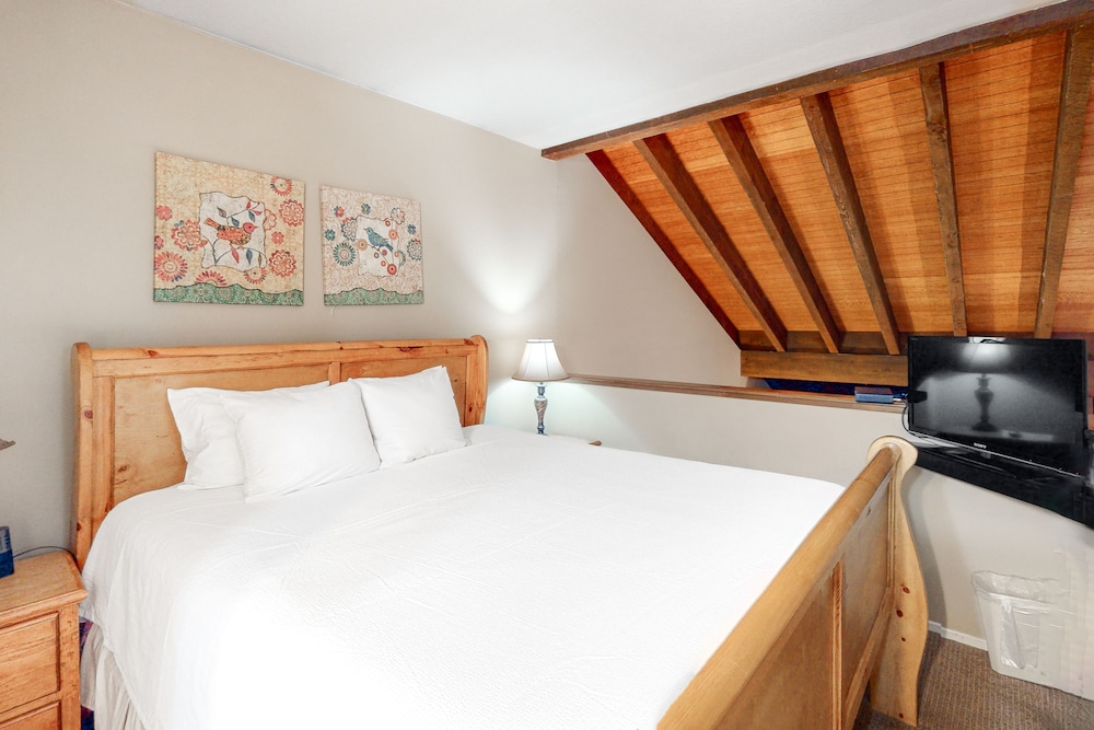 Loft, Studio, King Bed