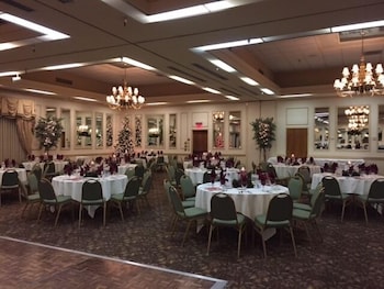 University Square Hotel 22/27