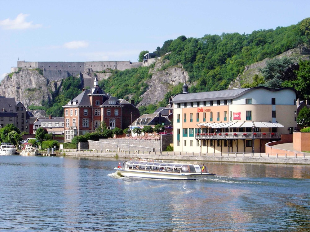 Ibis Dinant Centre 43/46