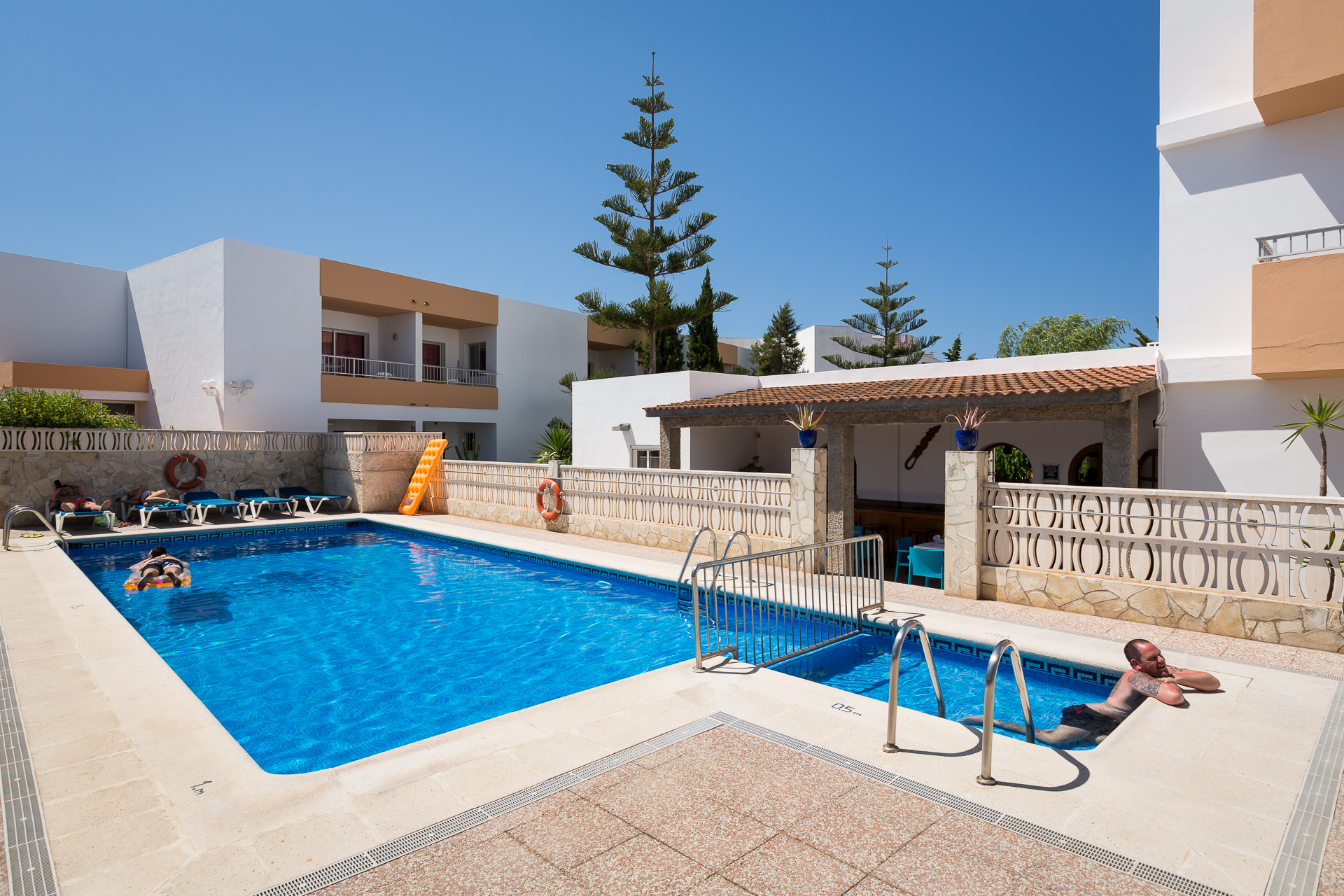 Apartamentos Zodiac 20/25