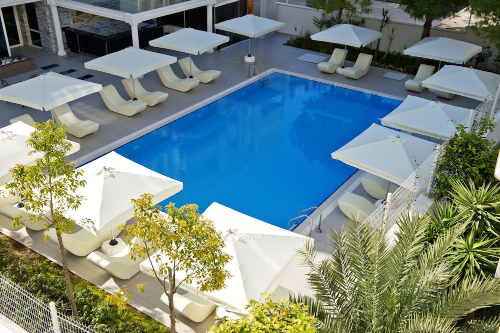 Prime Boutique Hotel 61/65