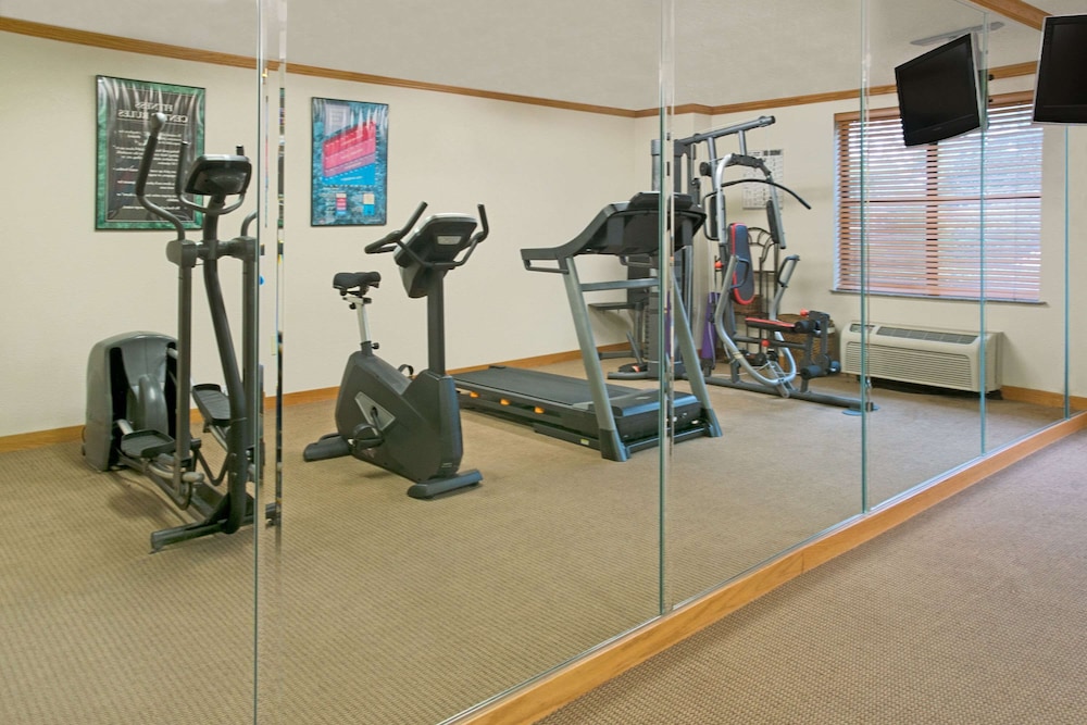 Comfort Inn I45 South Conroe, TX 23/35