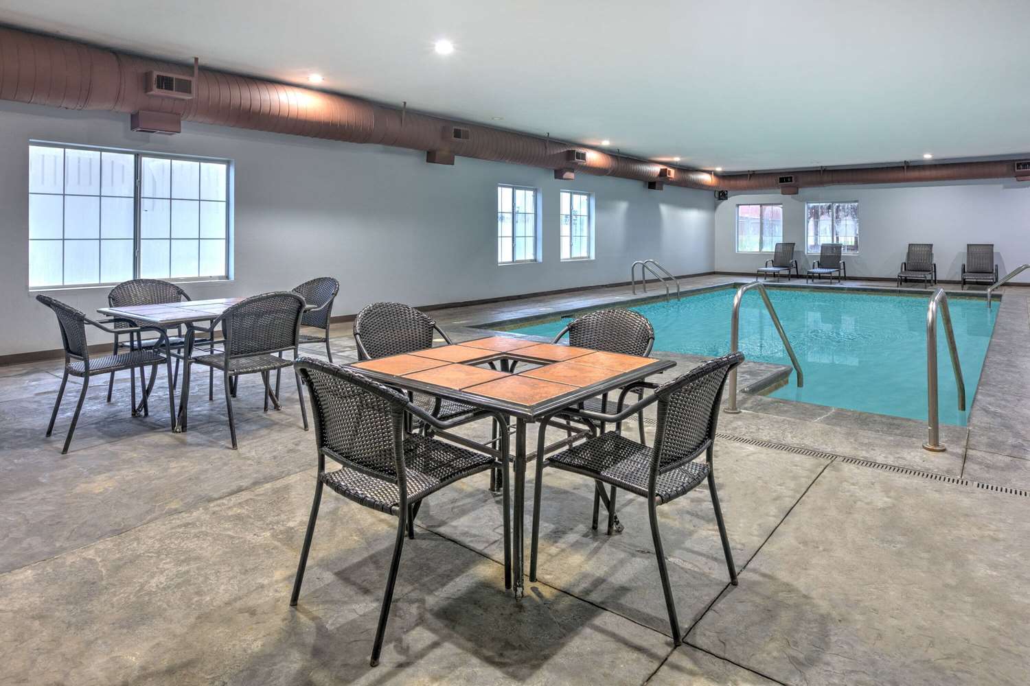 La Quinta Inn & Suites by Wyndham Tulsa Airpt / Expo Square 22/35