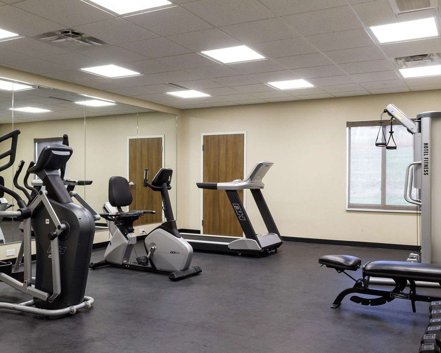 Comfort Inn & Suites Watford City ND 9/18