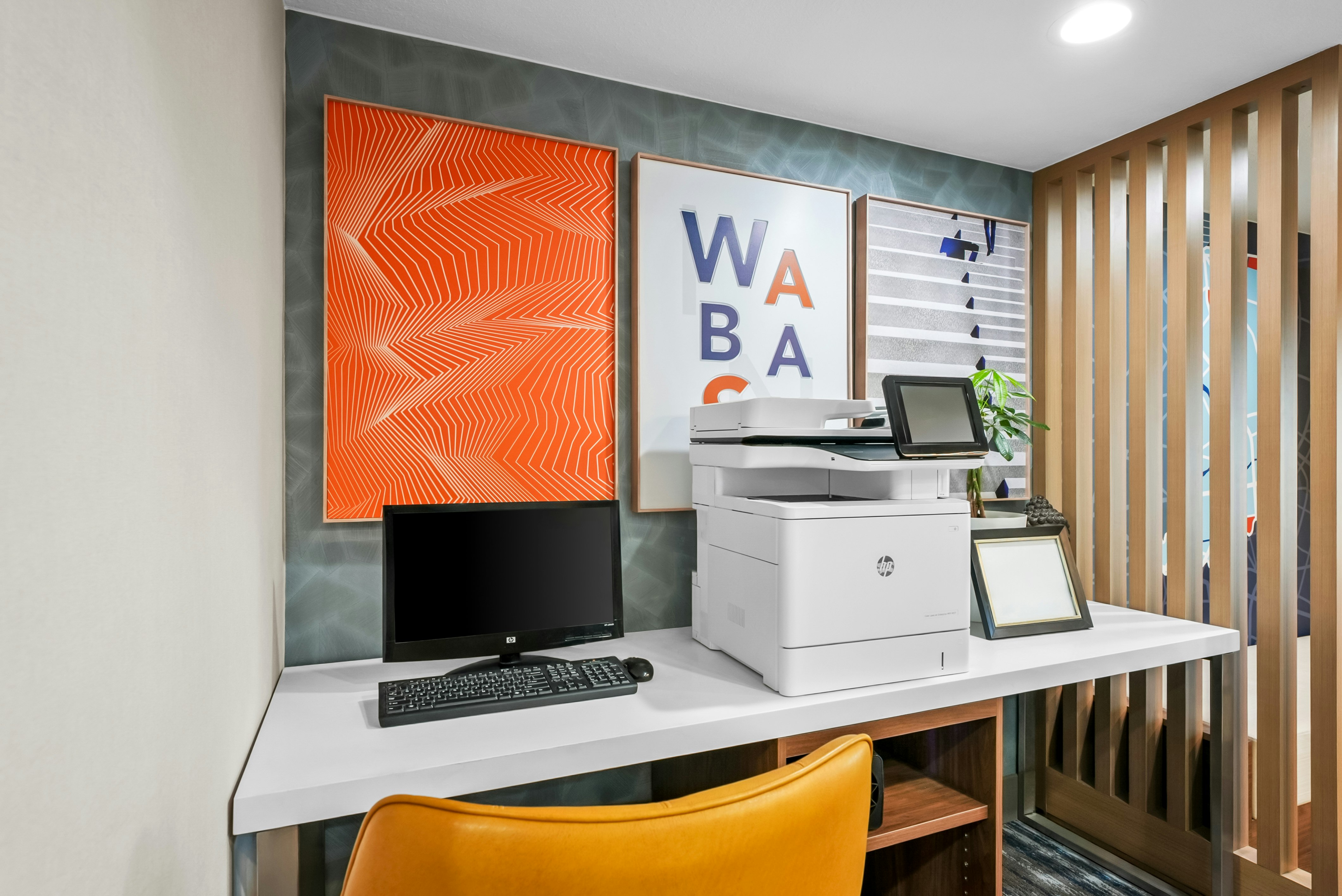 Holiday Inn Express Suites Wabash 56/65
