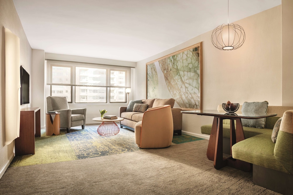 The Gardens Sonesta ES Suites New York 28/50