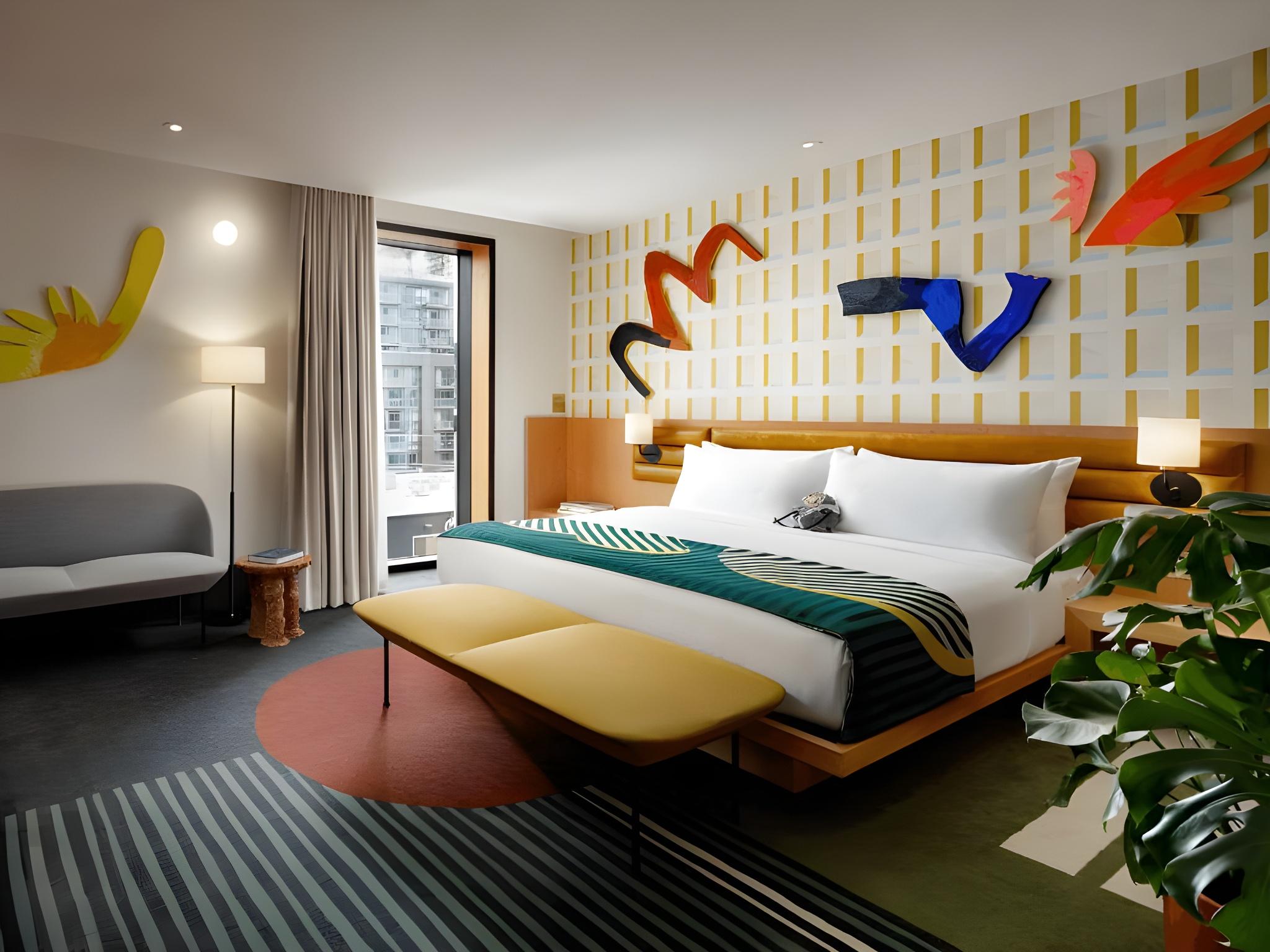Roof Top, Suite, Modern Wing