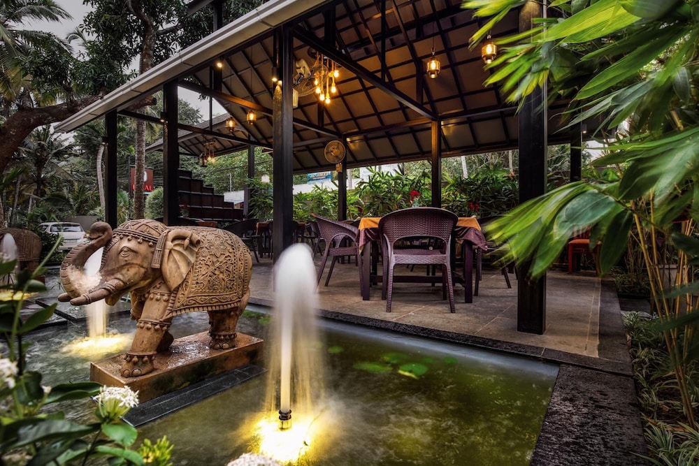 IDEAL AYURVEDIC RESORT AND NEW IDEAL PANCHAKARMA CENTRE 25/50