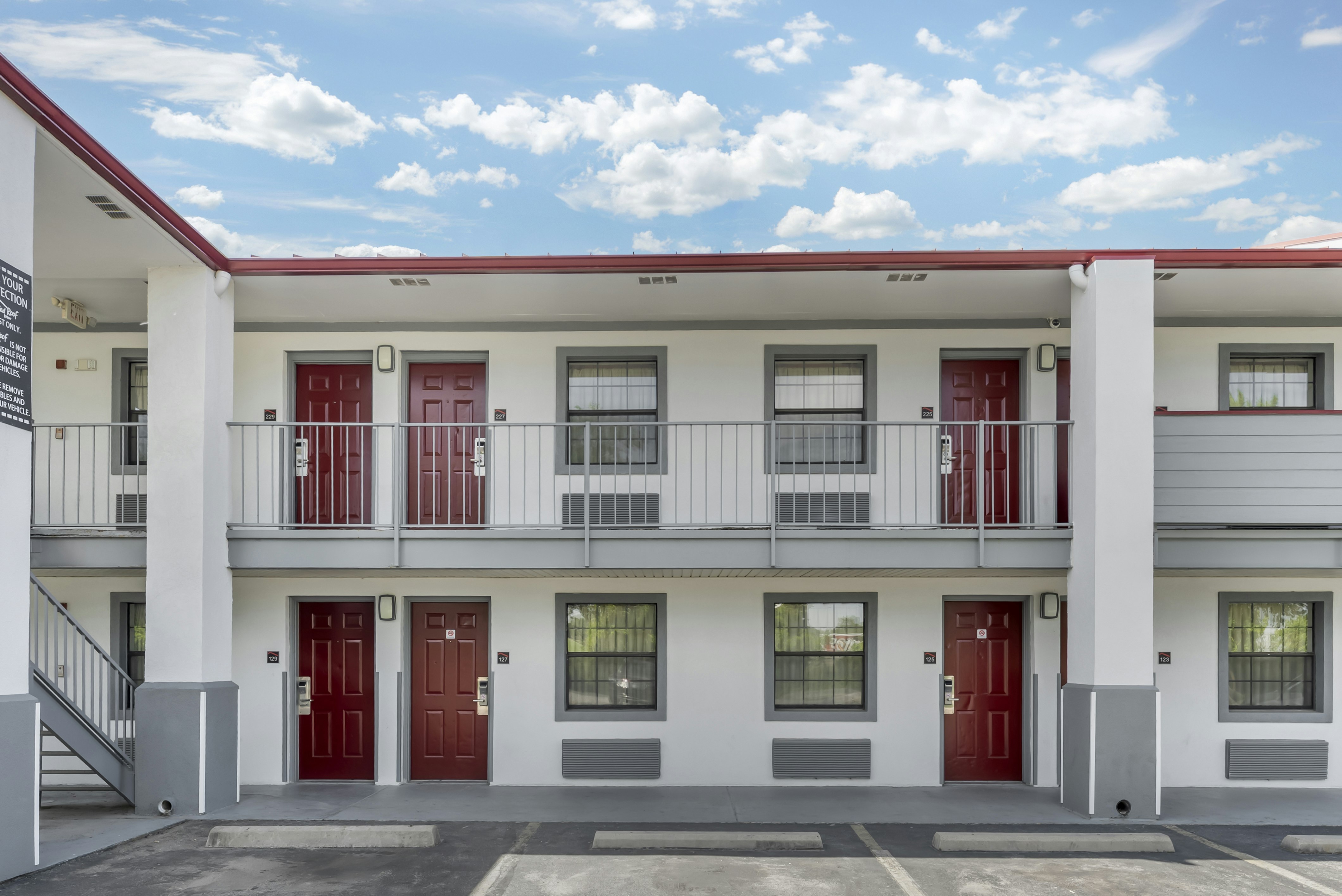 Red Roof Inn West Memphis, AR 2/44