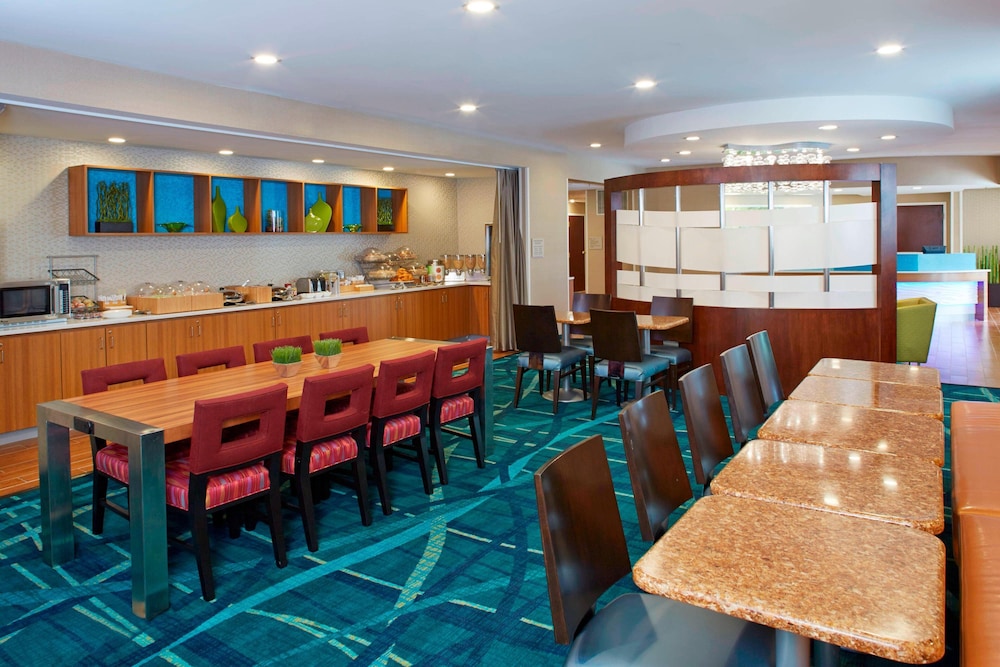 SpringHill Suites by Marriott Atlanta Six Flags 18/23