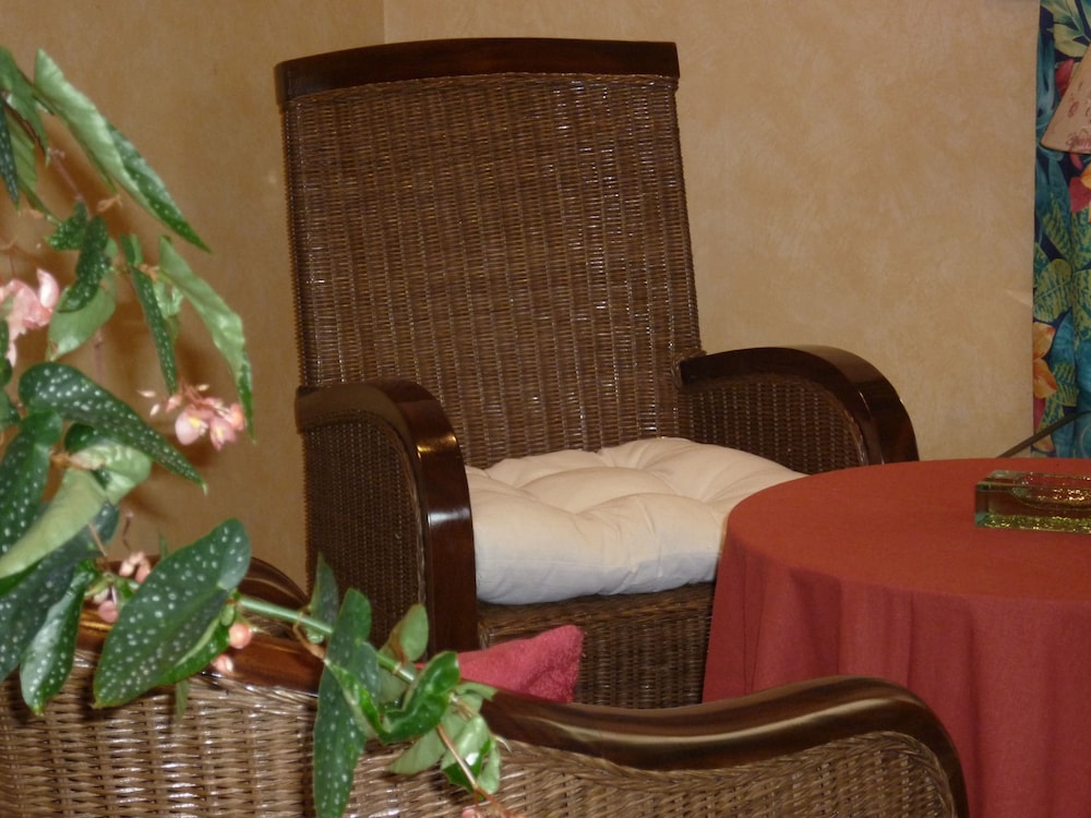 Hotel The Originals Nevers Clos Sainte Marie 31/48