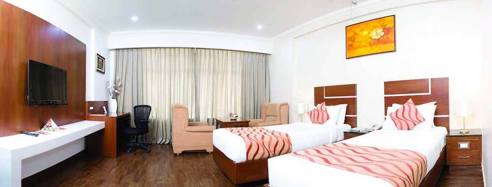 Ramyas Hotels 15/27