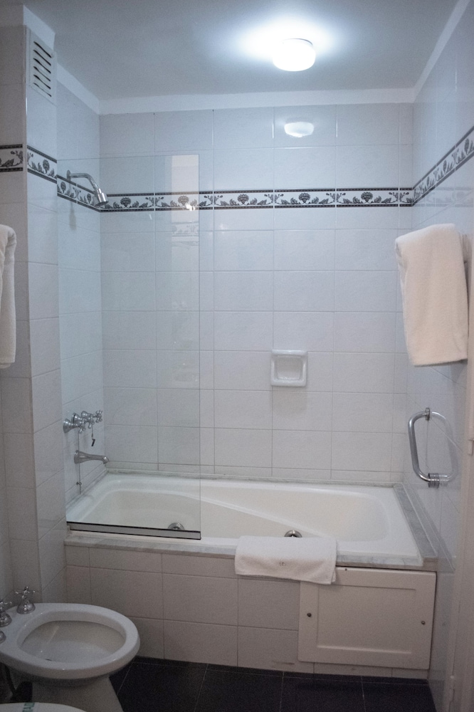Salta Hotel 50/50