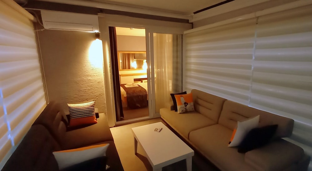 Un Amor The Hotel 26/50
