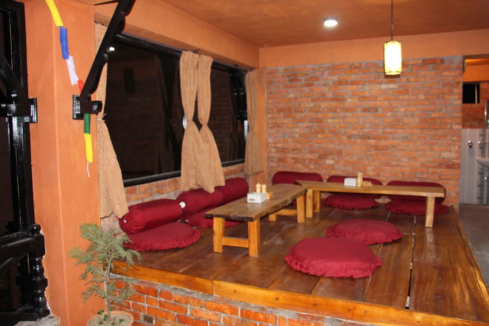 Nar Bis Hotel 40/62