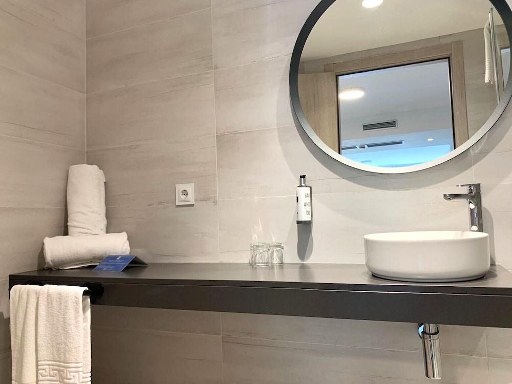 Pombal Rooms Santiago 50/50