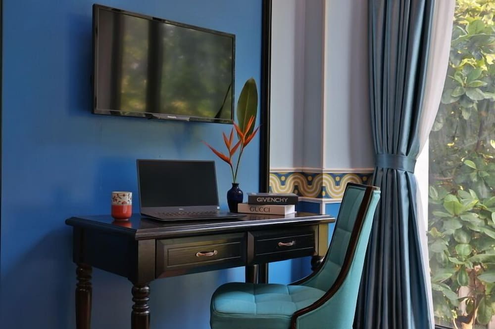Oriana Boutique Hotel 50/55