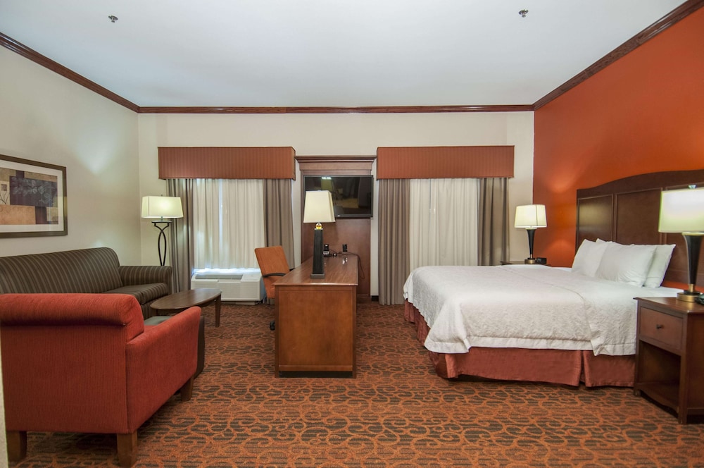 Hampton Inn And Suites Waxahachie 26/76