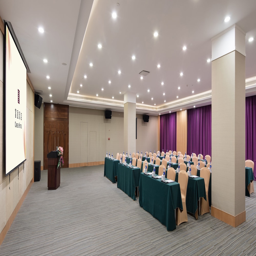 Cinese Hotel Dongguan Shijie 40/50