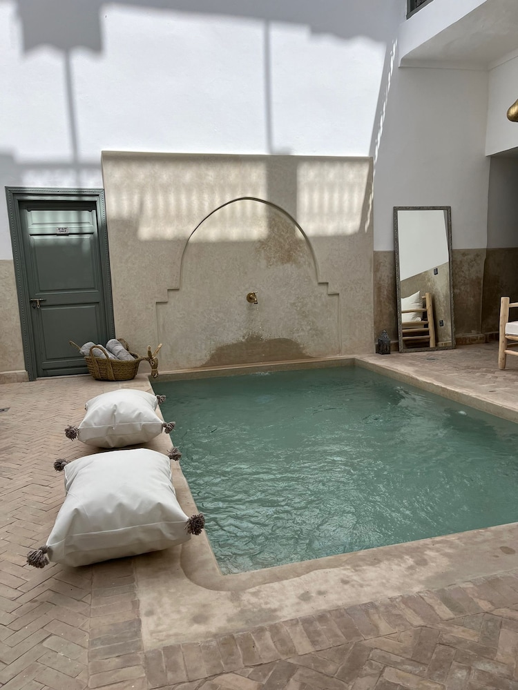 Riad Begonville 51/54