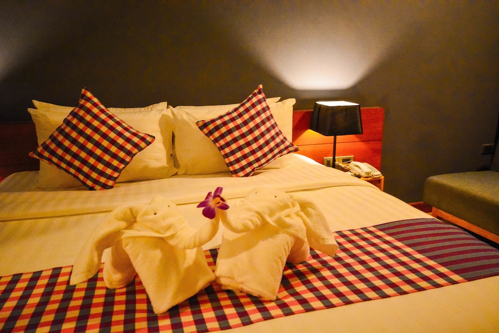 Comet Hotel Suratthani 13/26