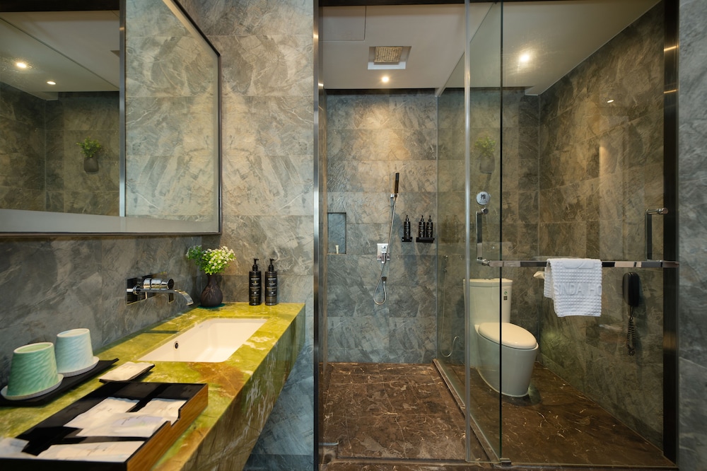 Pasonda Hotel Junyu Foshan 12/15